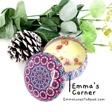 Load image into Gallery viewer, Essential Oil Infused Soy Wax Aromatic Candle with Flower Petals - Metal Tin