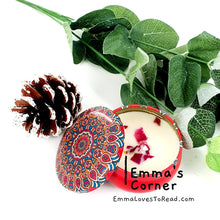 Load image into Gallery viewer, Essential Oil Infused Soy Wax Aromatic Candle with Flower Petals - Metal Tin